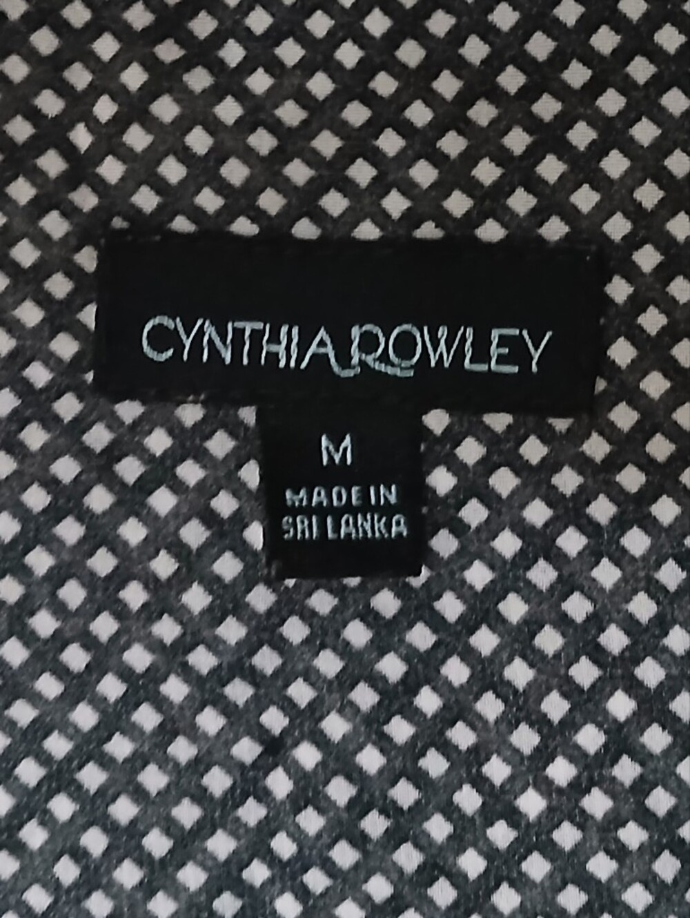 CYNTHIA ROWLEY Sleeveless Top - Picture 7 of 7